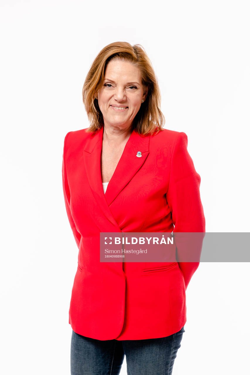 Annika Grälls, Elitfotboll Dam