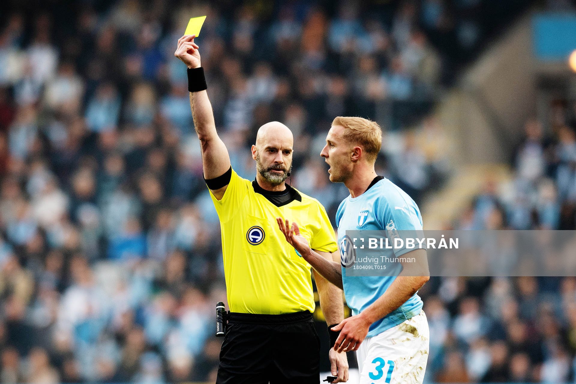 Domnare Stefan Johannesson ger Malmö FFs Franz Brorsson