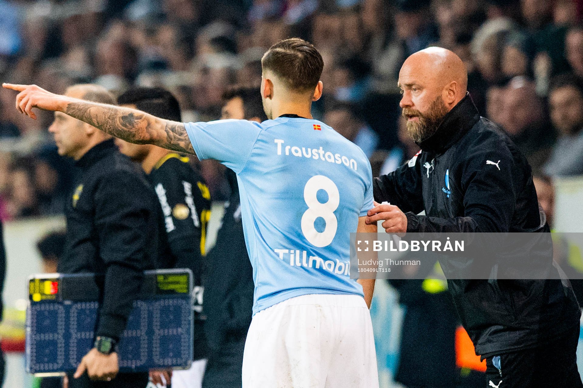 Malmö FFs assisterande tränare Olof Persson ger