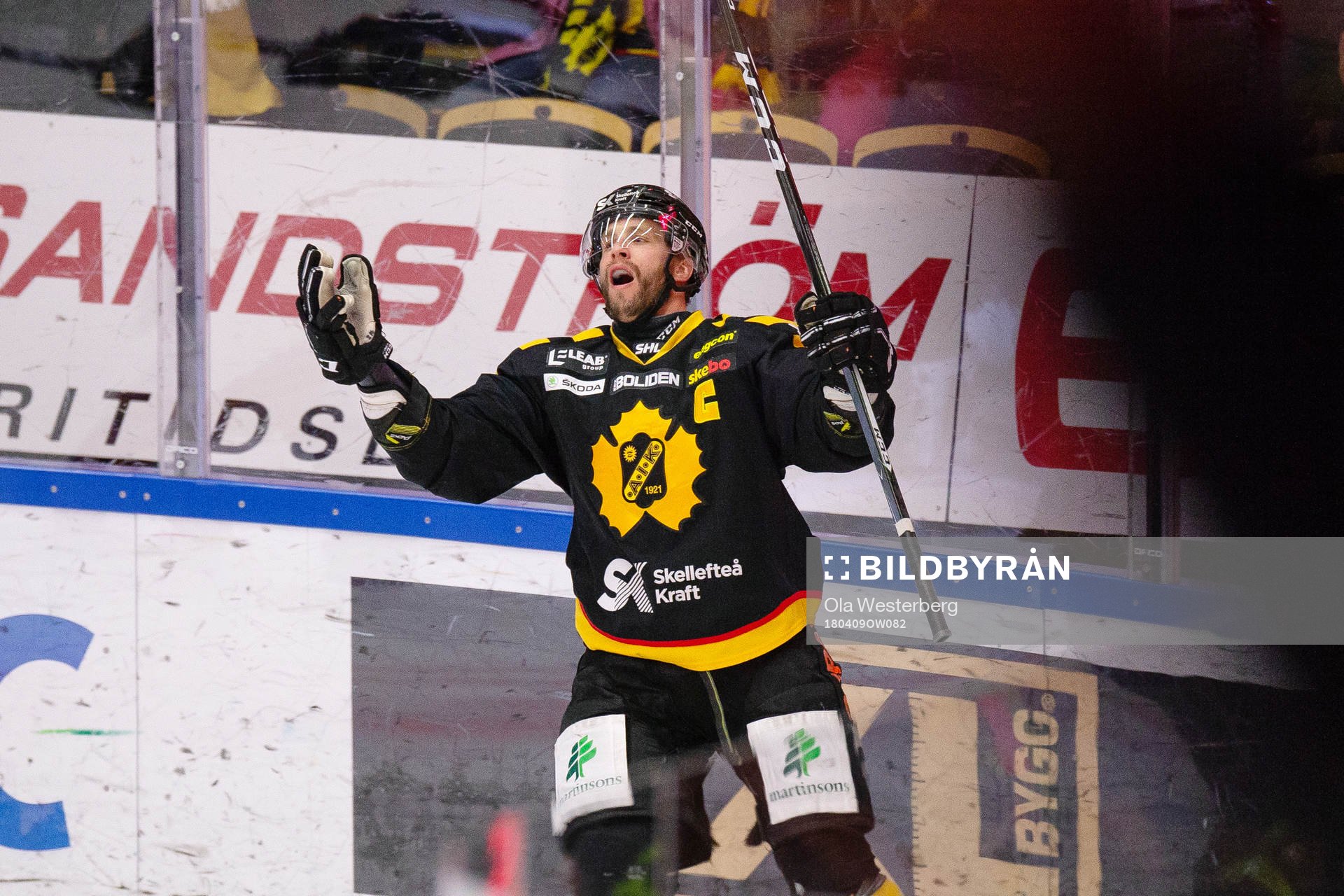 Skellefteås Pontus Petterström jublar
