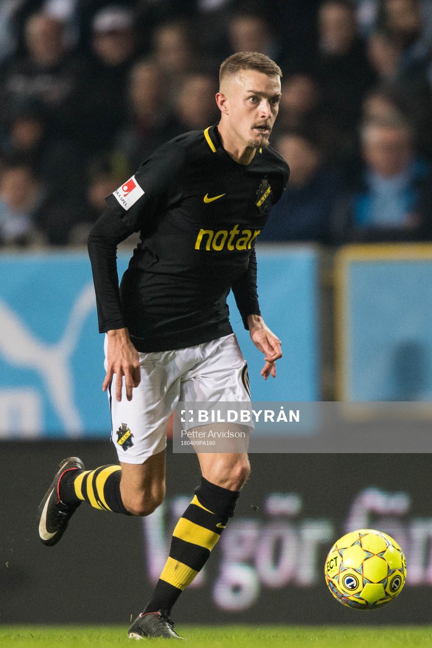 s Rasmus Lindkvist
