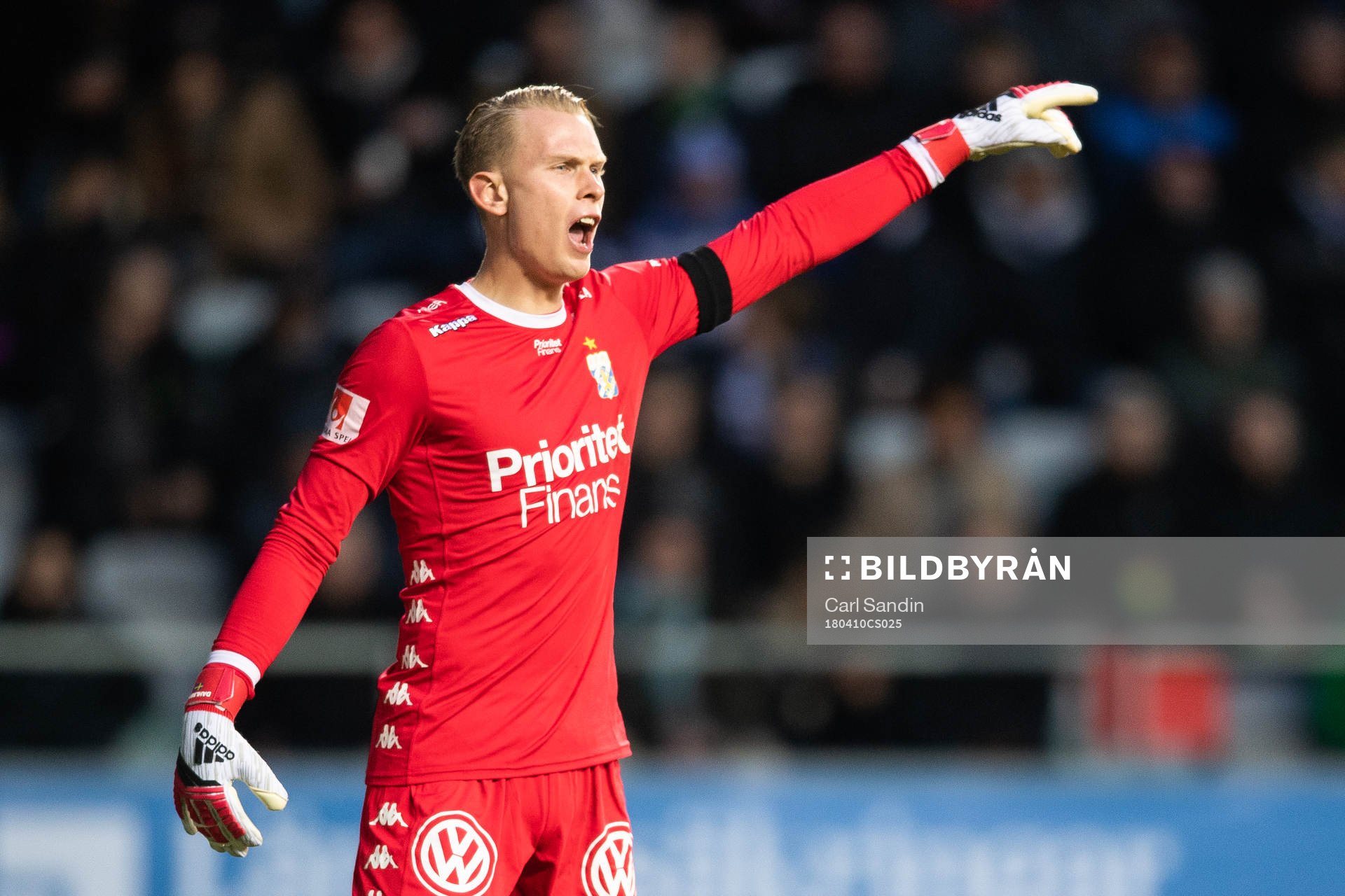 IFK Göteborgs målvakt Pontus Dahlberg gestikulerar