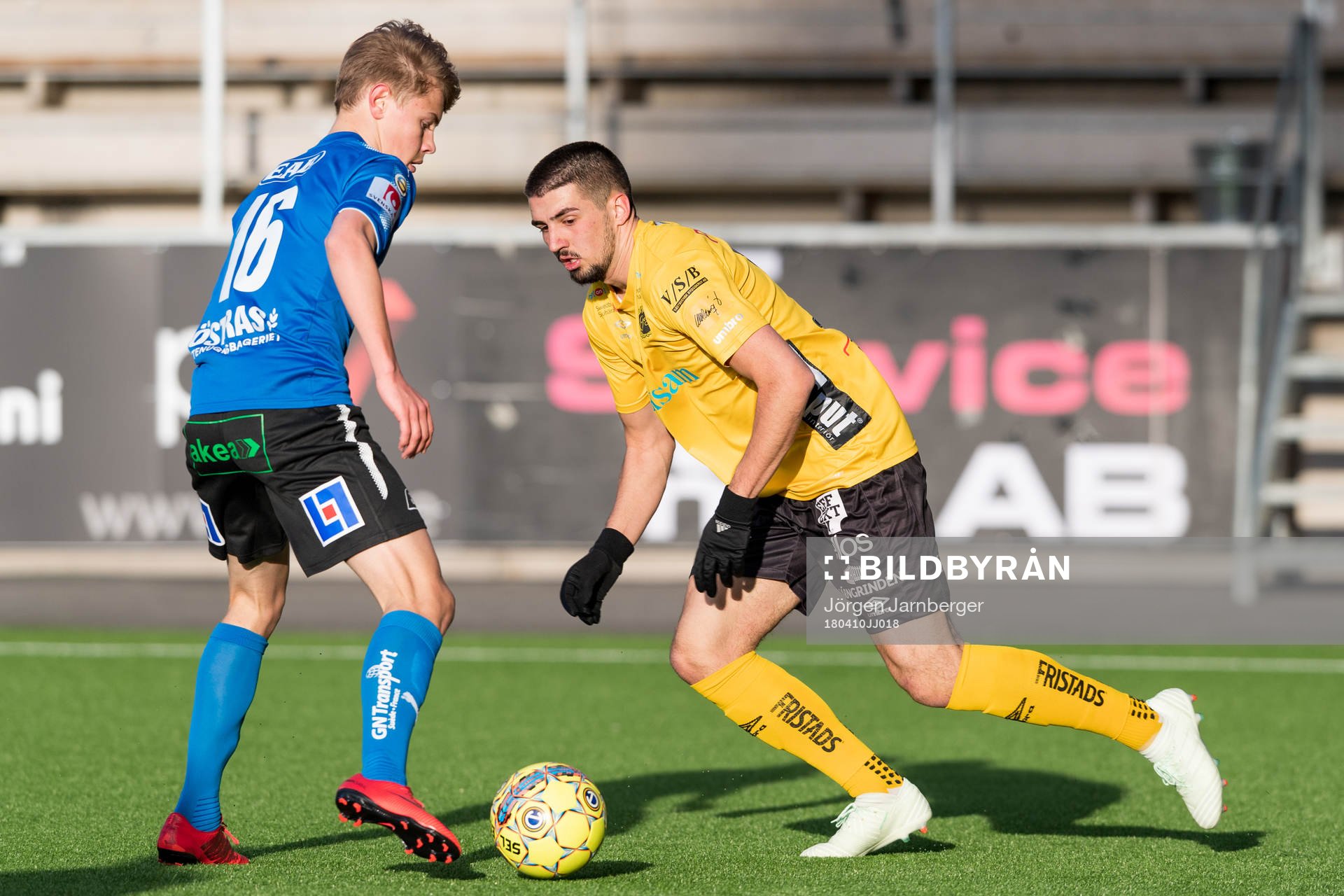 Elfsborgs Ibrahim Dresevic och Halmstads Isac Harrysson