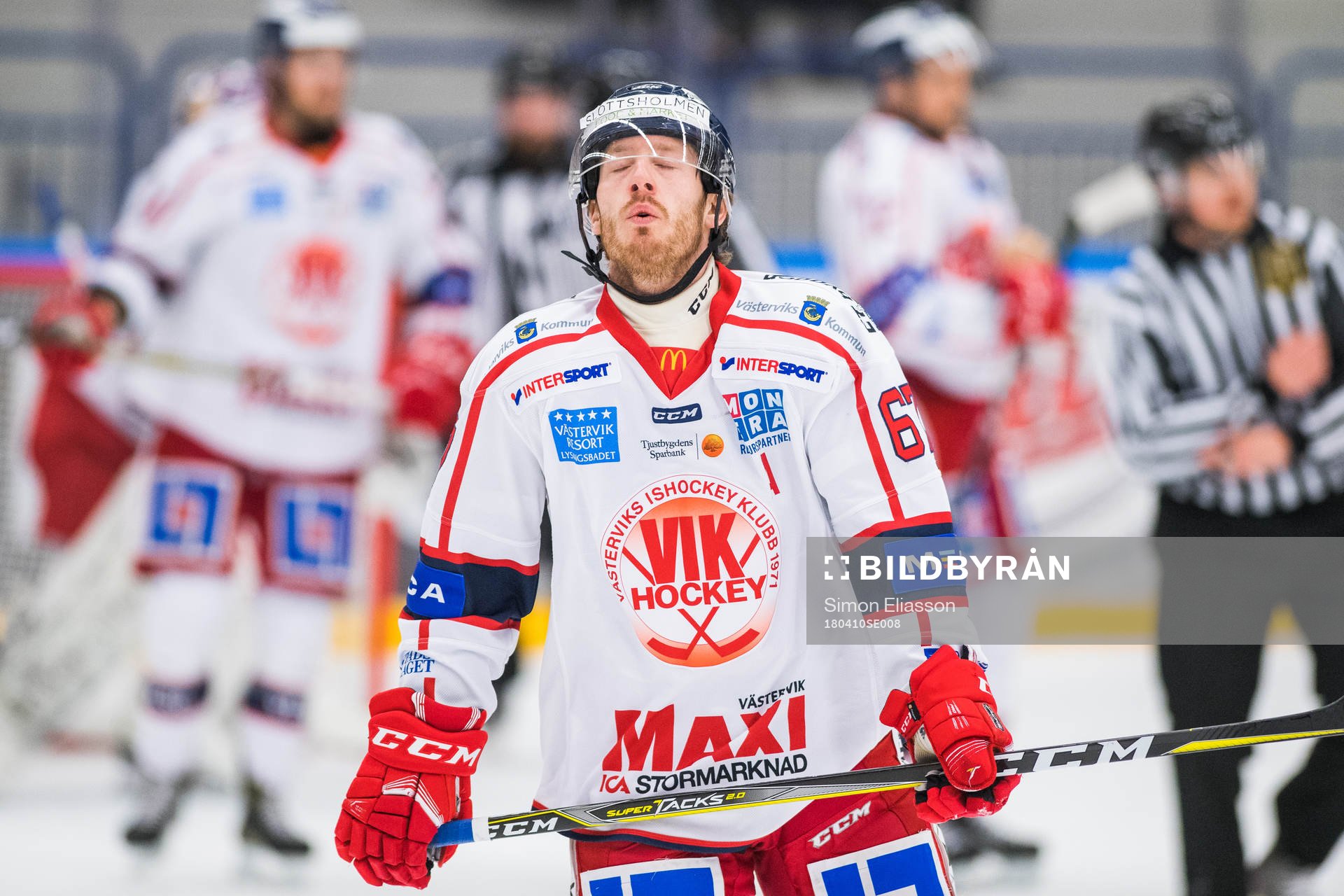 Västerviks Emil Georgsson deppar