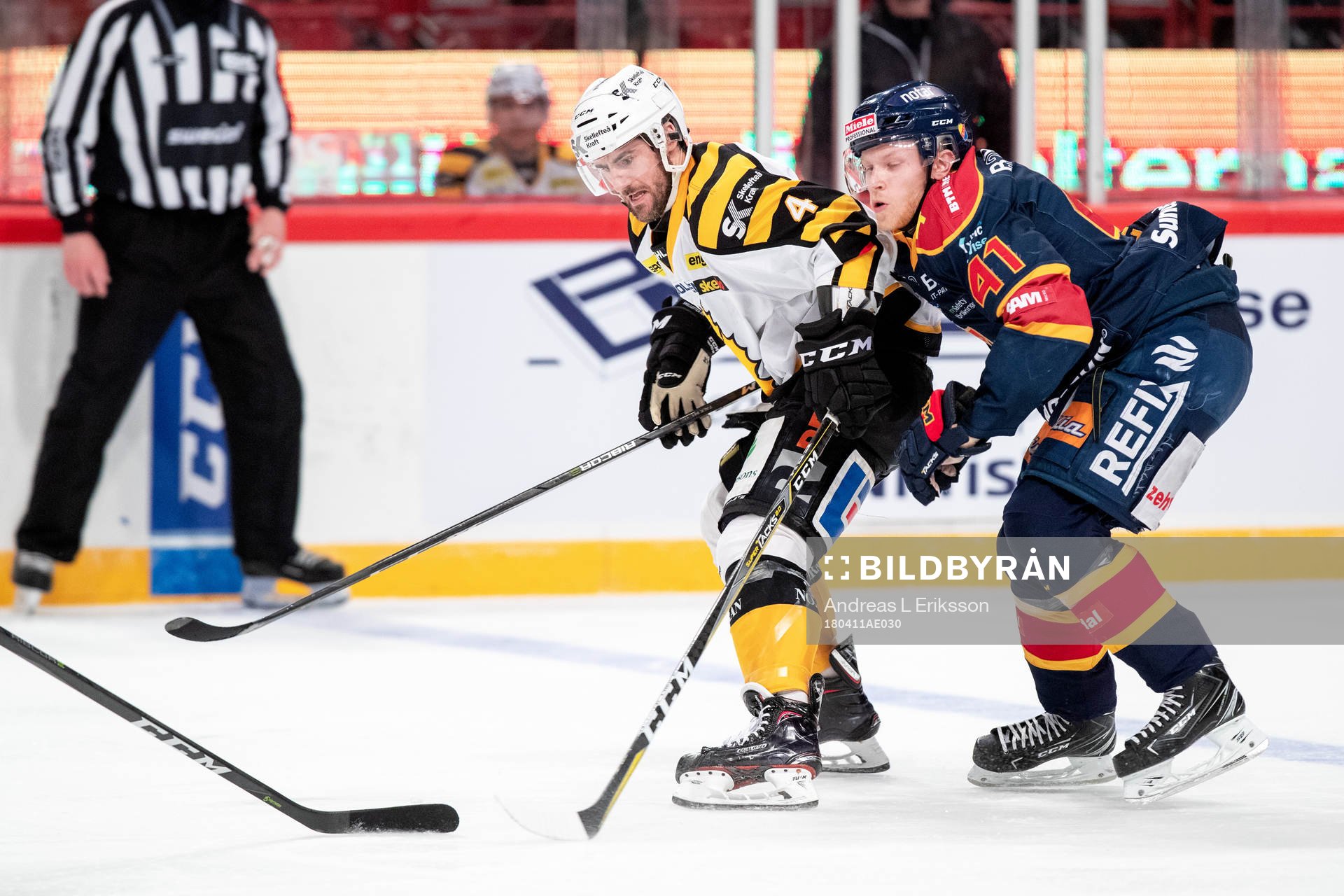 Skellefteås Bud Holloway och Djurgårdens Alexander Falk