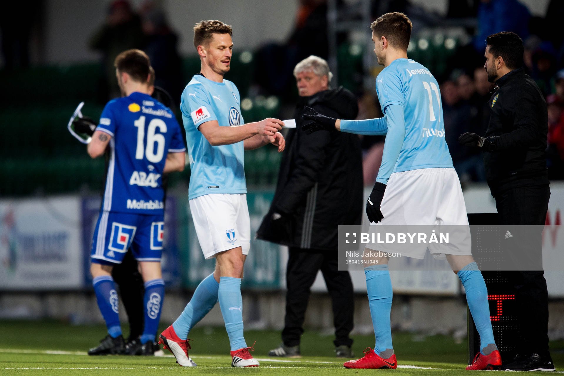 Malmö FFs Markus Rosenberg byts ut mot Alexander Jeremejeff