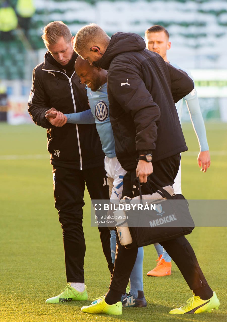 Malmö FFs Fouad Bachirou utgår skadad
