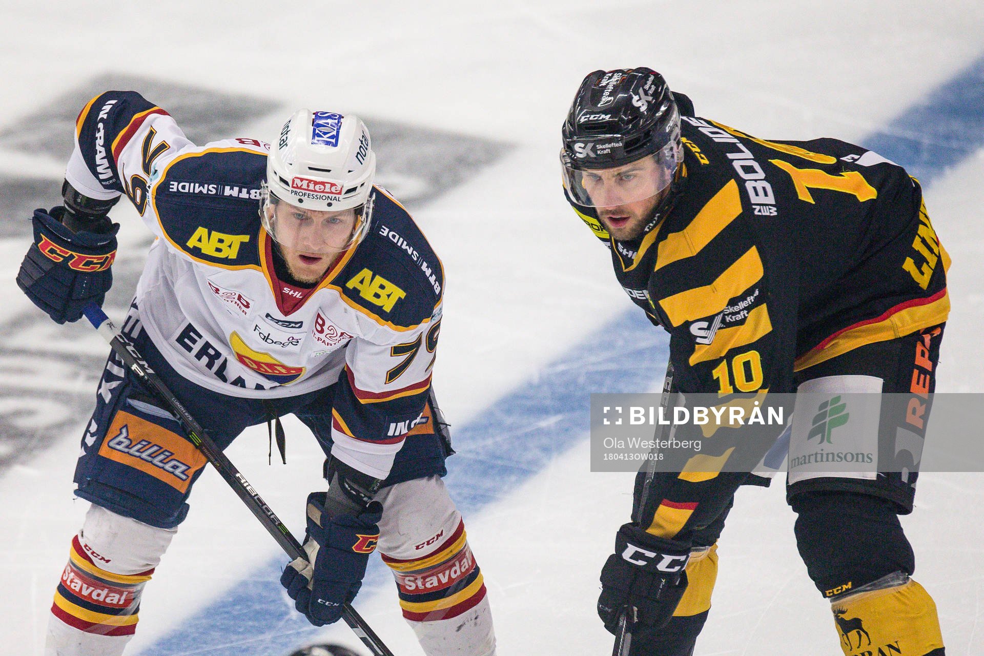 Skellefteås Joakim Lindström (th)