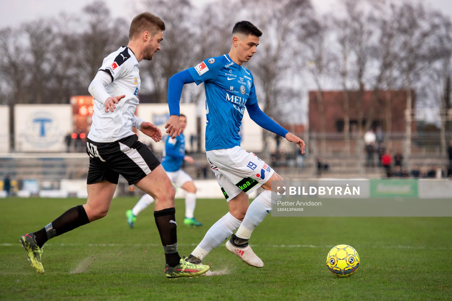 Örebros Johan Mårtensson och Trelleborgs Denis
