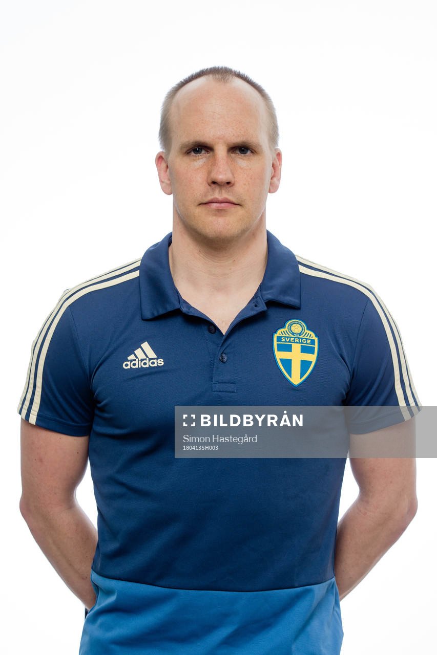 Anders Onsbacke, Fysioterapeut i P16-landslaget