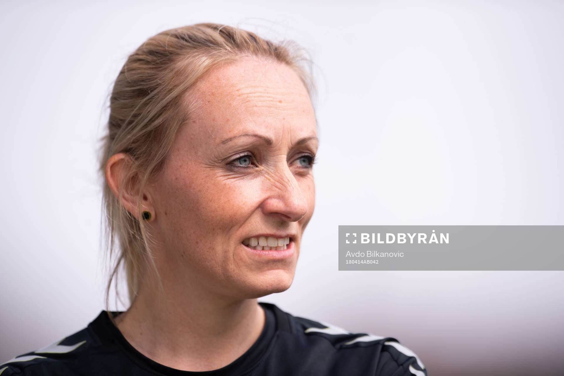 Kristianstads tränare Elisabet Gunnarsdóttir agerar