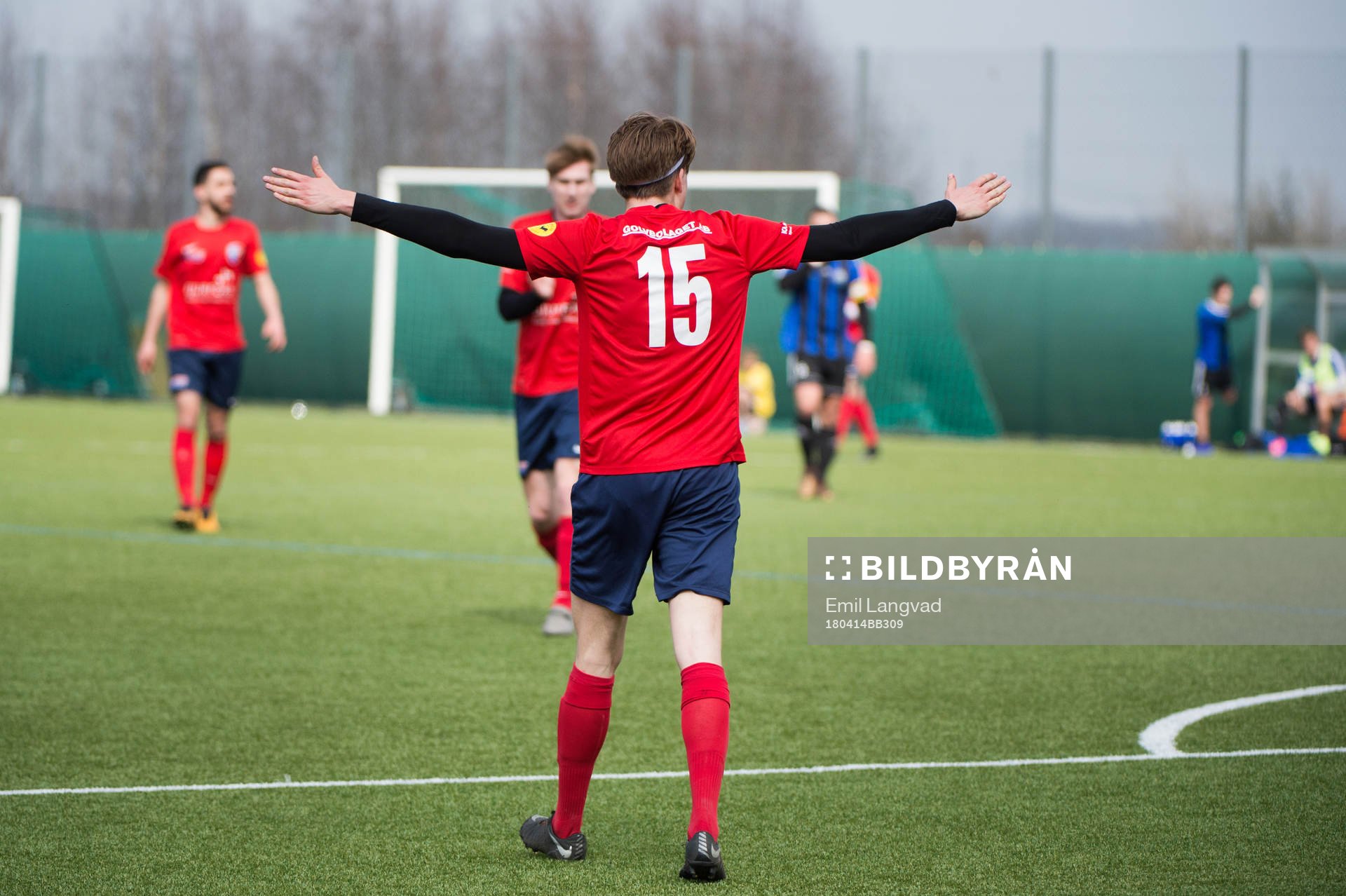 Bjärreds Erik Wikermark jublar efter sitt 3-1 mål under fotbollsmatchen i division 4 sydvästra mellan Bjärred och Lilla Torg den 14 april 2018 i Bjärred.