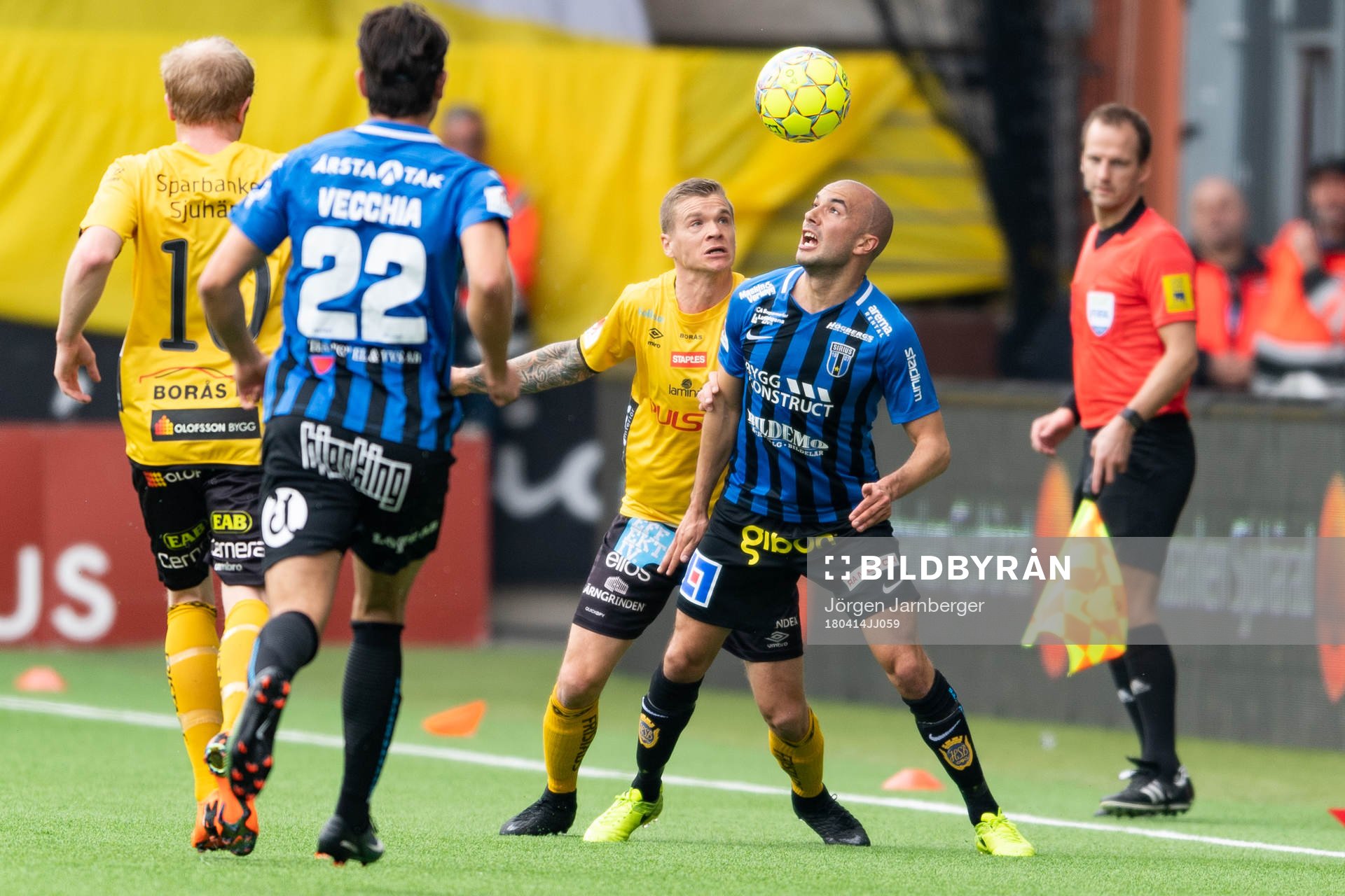 Sirius Karl Larson och Elfsborgs Samuel Holmén