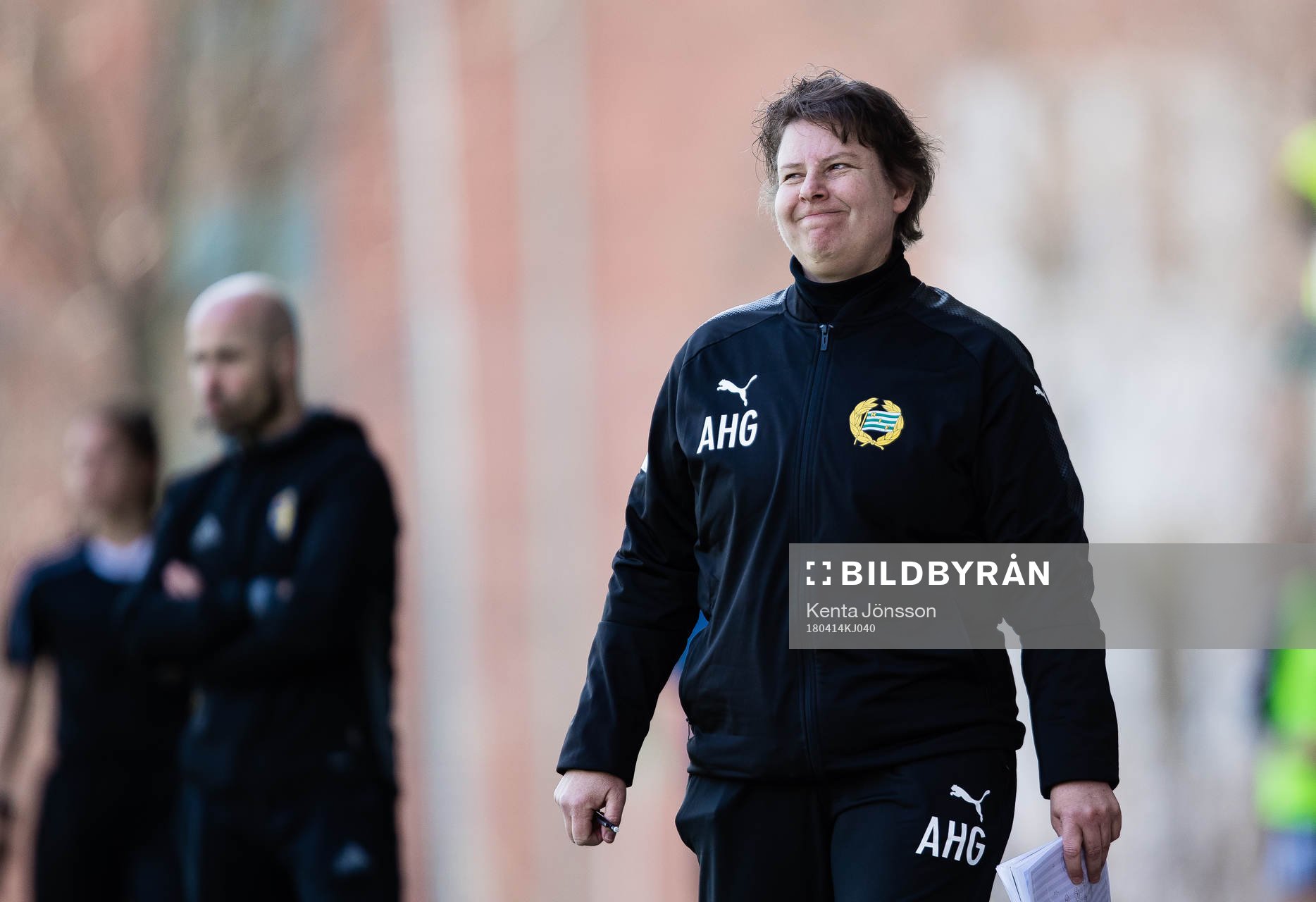 Hammarbys tränare Ann-Helén Grahm reagerar