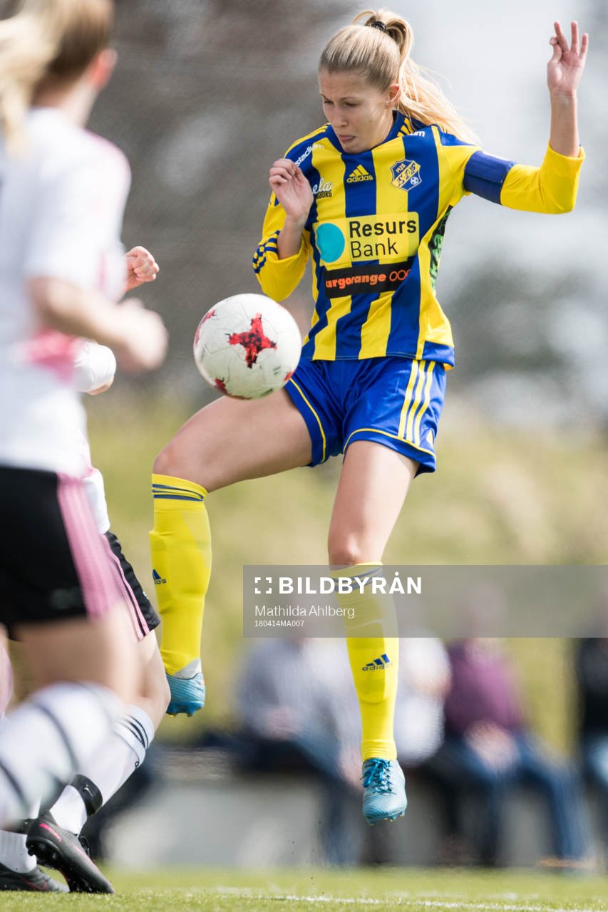 Eskilsminnes Julia Nyberg Spets