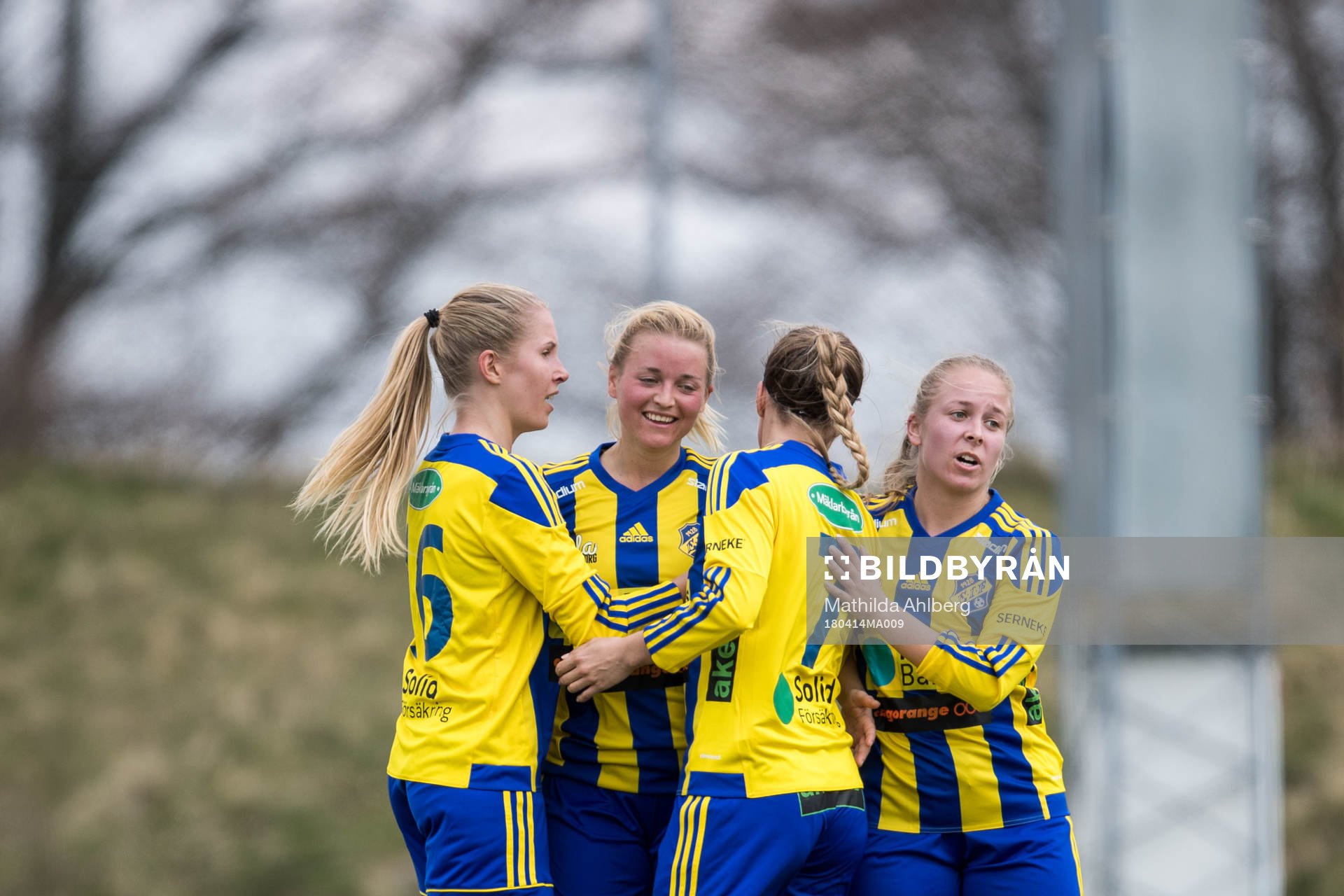 Eskilsminnes spelare jublar