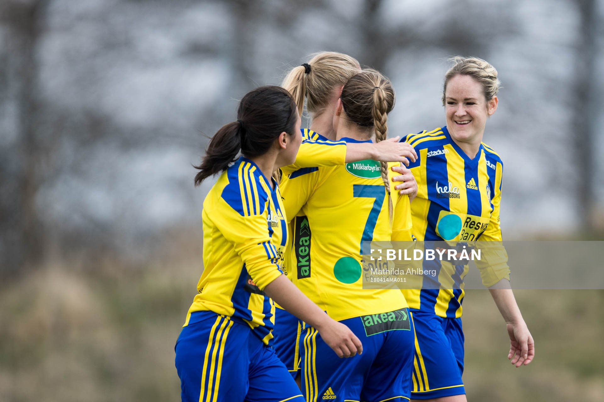 Eskilsminnes spelare jublar