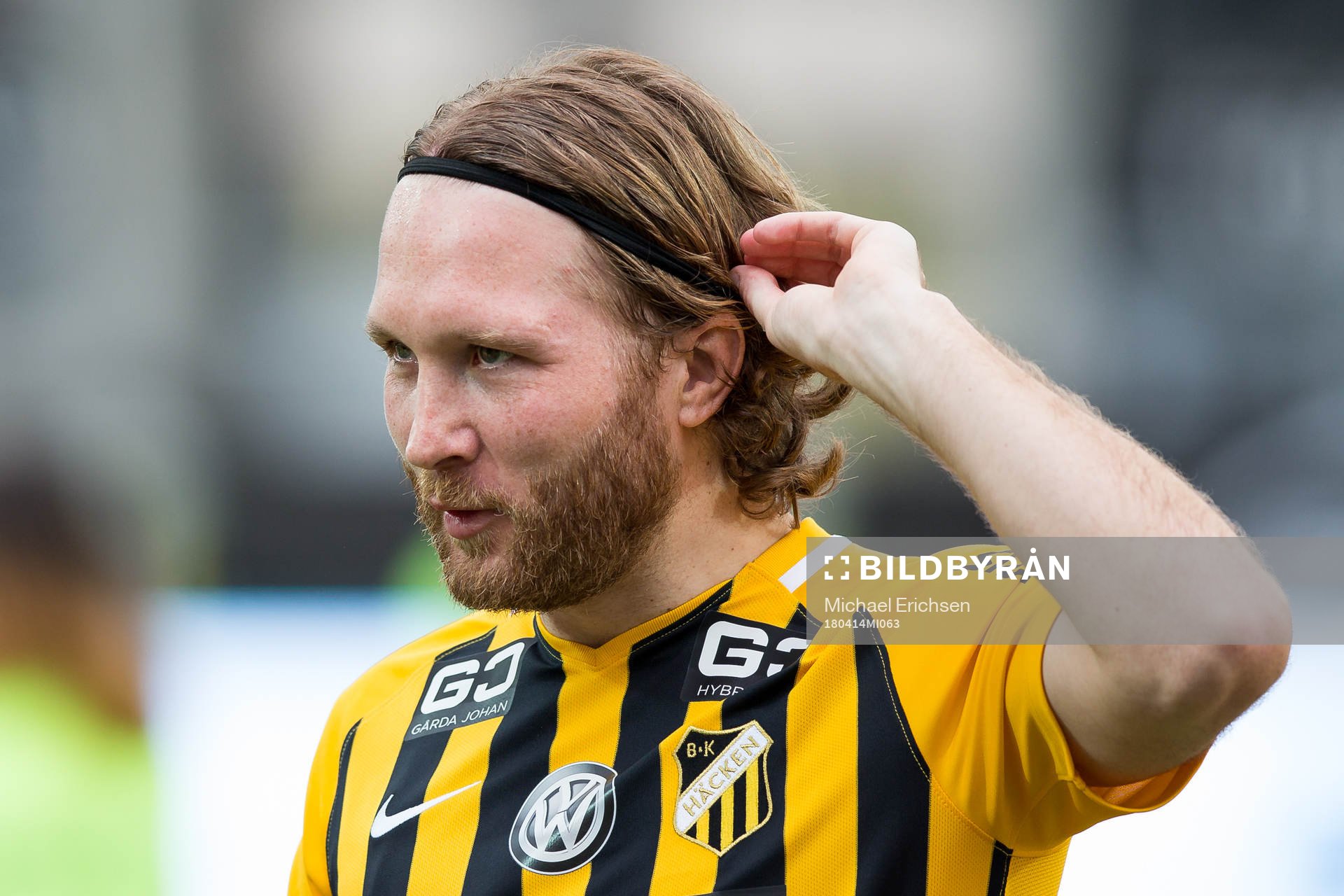Häckens Emil Wahlström innan fotbollsmatchen i
