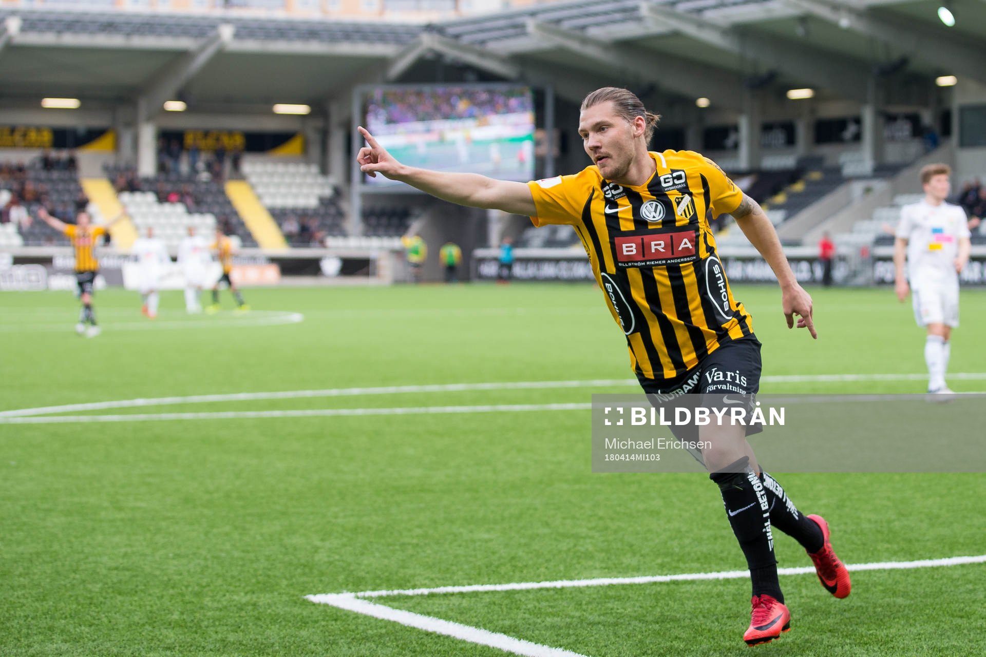 Häckens Karl Bohm jublar