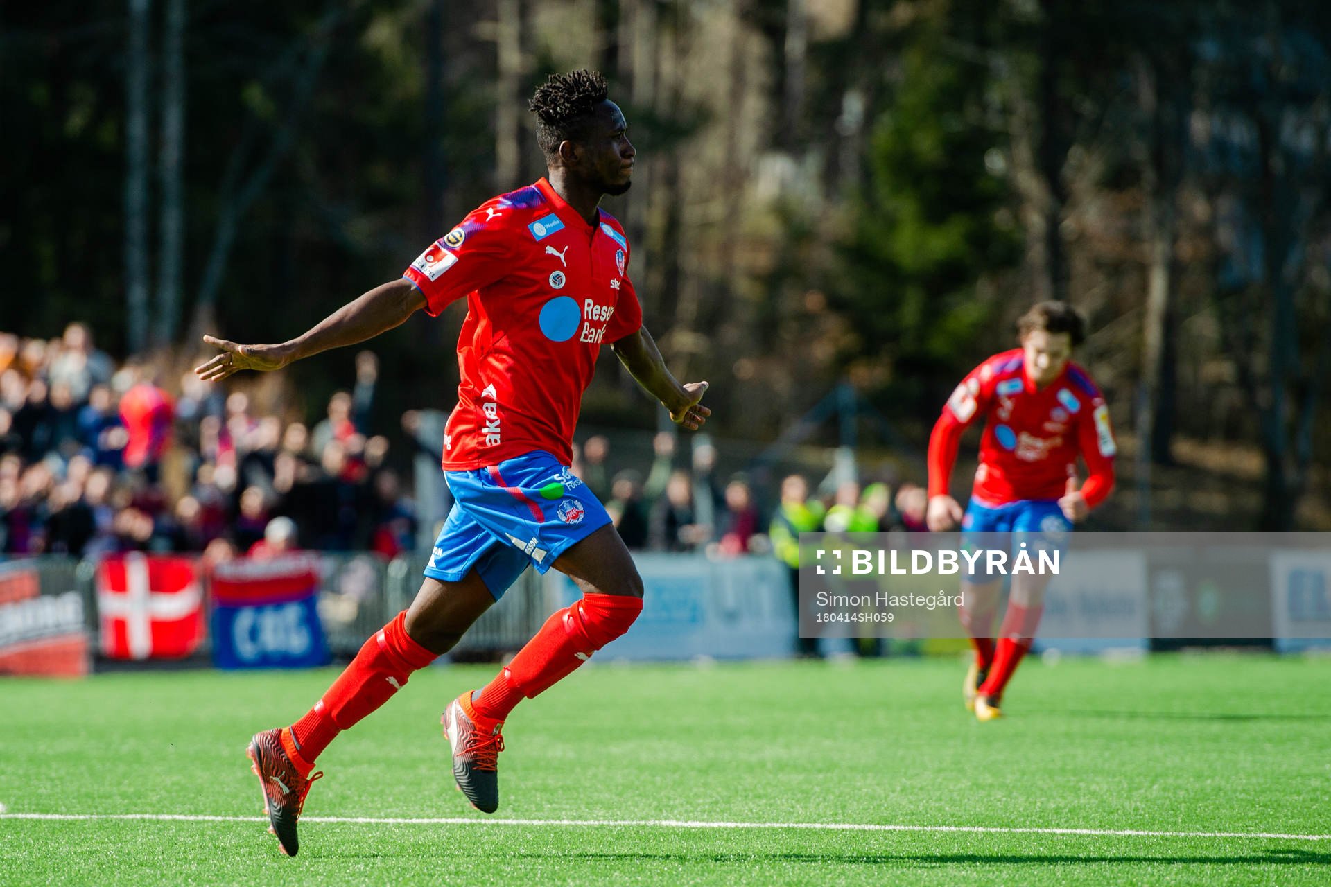 Helsingborgs Mamudo Moro jublar efter 0-1 under en fotbollsmatch i Superettan mellan Frej och Helsingborg den 14 april 2018 i Stockholm.