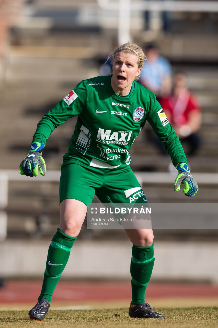 Eskilstunas målvakt Emelie Lundberg