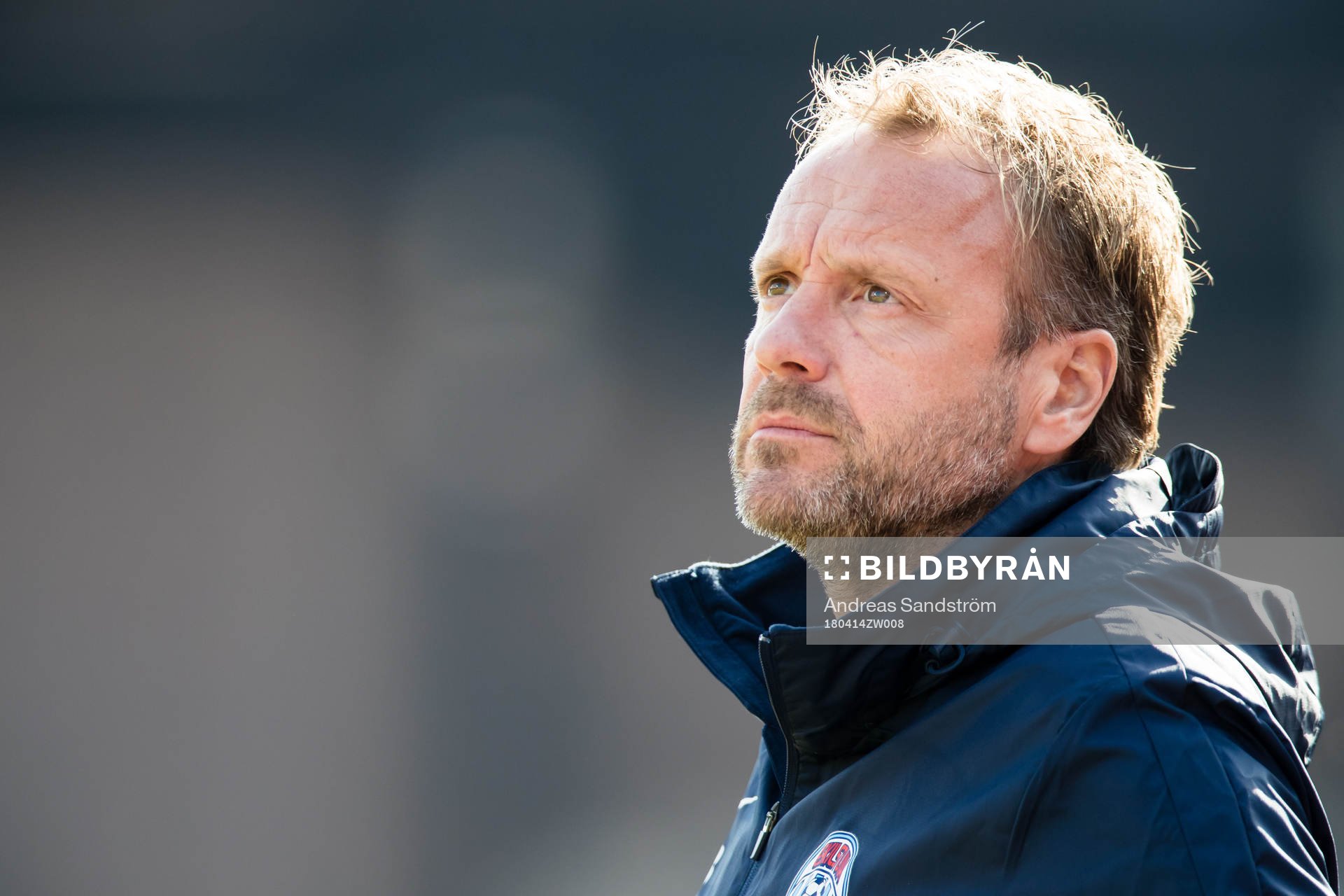Eskilstunas tränare Jonas Björkgren under fotbollsmatchen i Damallsvenskan mellan Djurgården och Eskilstuna den 14 April 2018 i Stockholm.