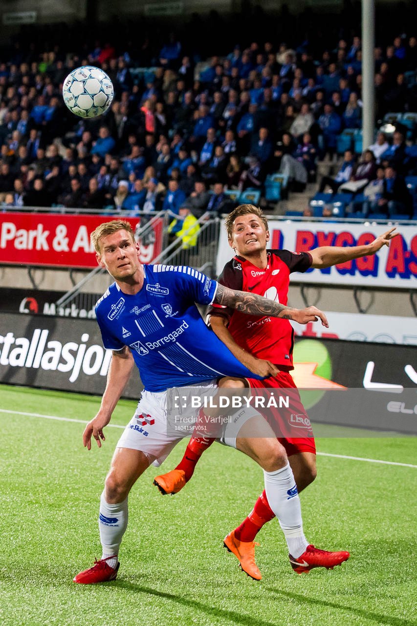 Joonas Tamm of Sarpsborg 08 and Steffen Lie Skålevik of