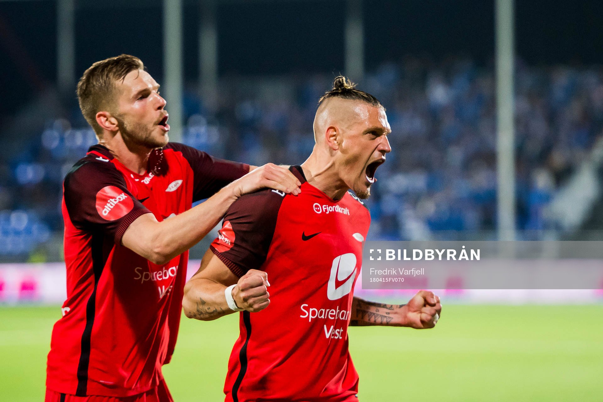 Vito Wormgoor of Brann celebrates with Gilli Rolantsson of