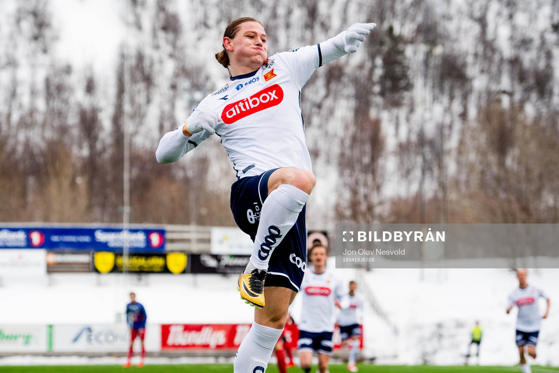 Julian Ryerson of Viking celebrates 1-0 during the OBOS-ligaen match between Tromsdalen and Viking on April 15, 2018 in Tromsø.