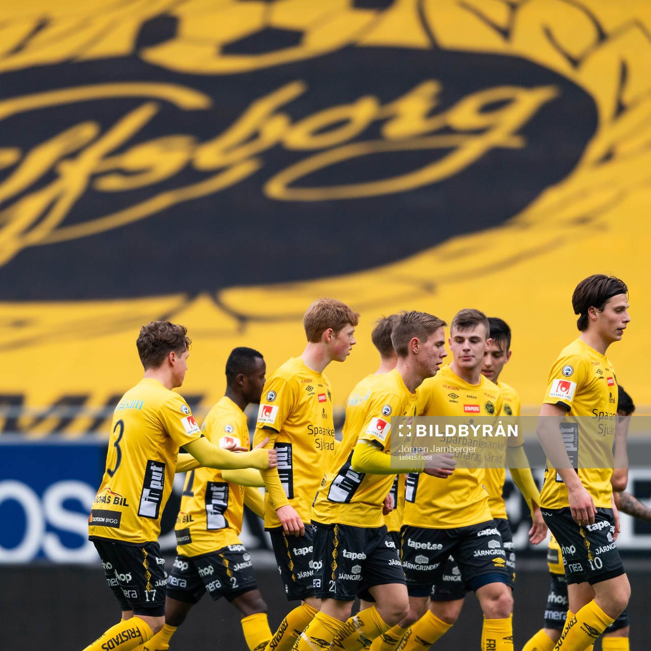Elfsborgs spelare jublar efter 3-0 under fotbollsmatchen i U19 Allsvenskan mellan Elfsborg och GAIS den 15 april 2018 i Borås.