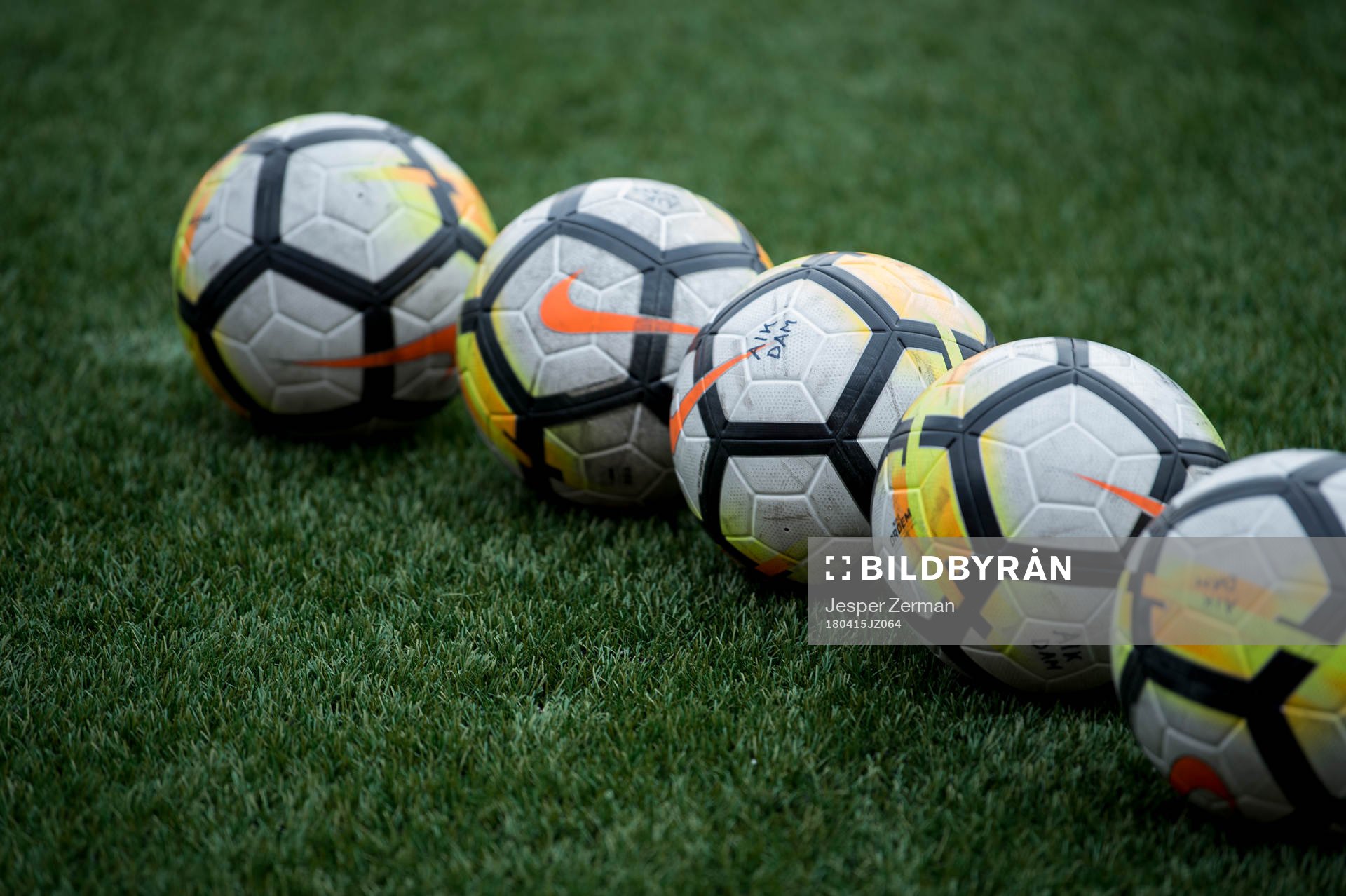 Fotbollar uppradade