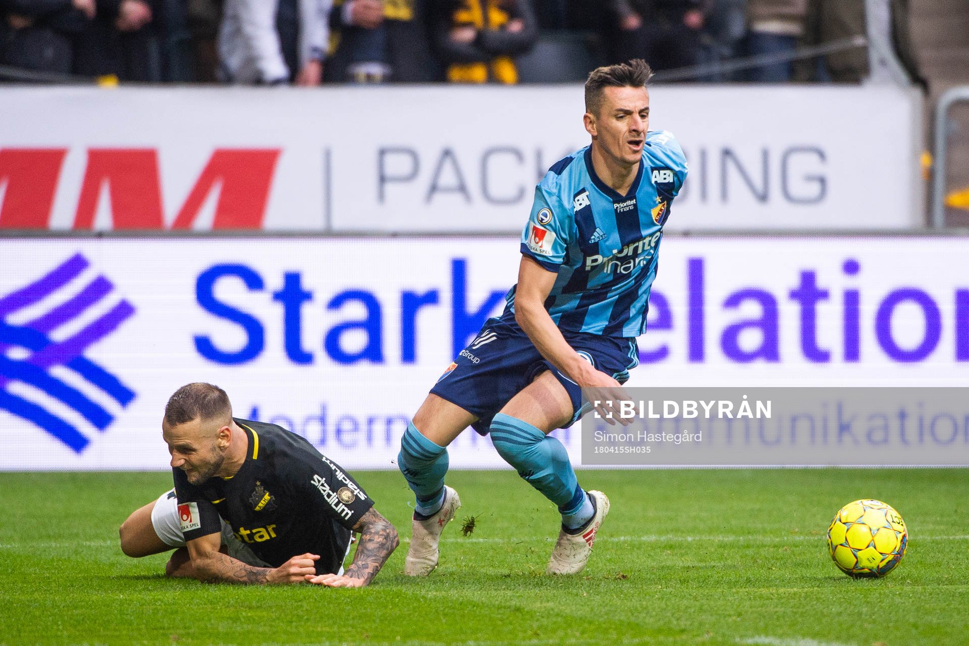 s Alexander Milosevic och Djurgårdens Haris Radetinac i