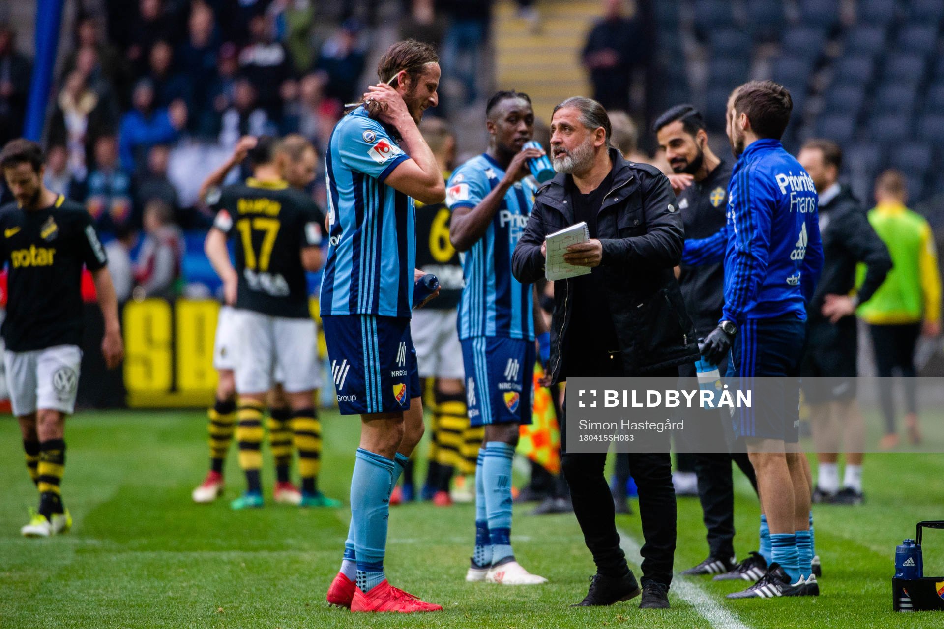 Djurgårdens Jonas Olsson och tränare Özcan Melkemichel