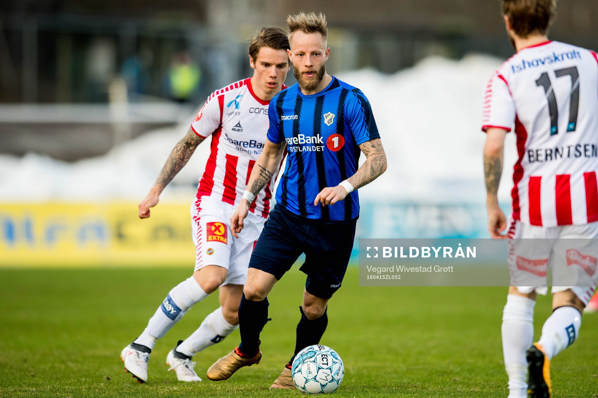 Robert Taylor of Tromsø and Tonny Brochmann of Stabæk