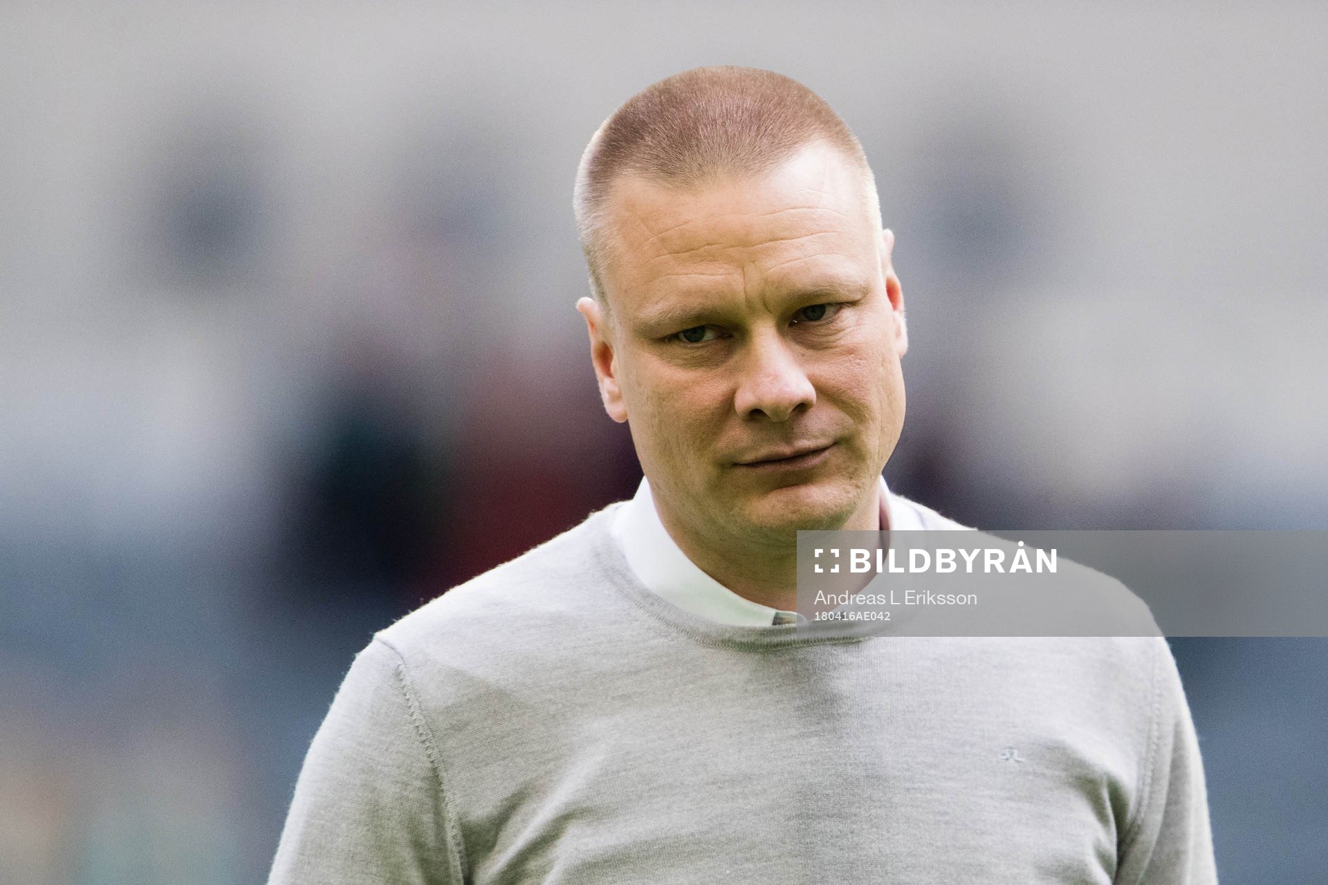 Hammarbys tränare Stefan Billborn innan fotbollsmatchen i