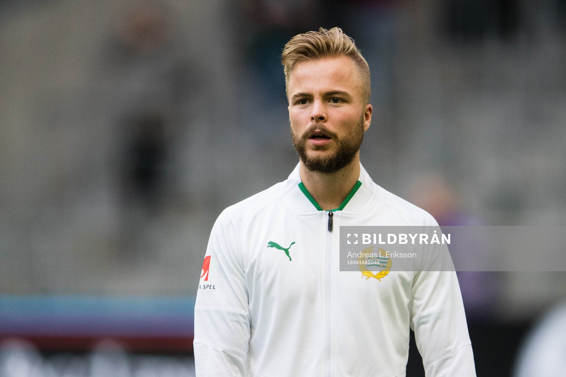 Hammarbys Sander Svendsen innan fotbollsmatchen i
