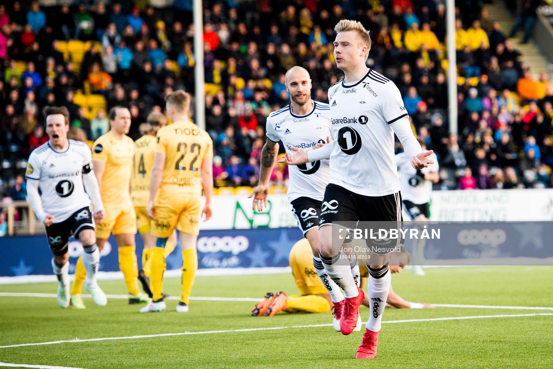 Alexander Toft Søderlund of Rosenborg celebrates the 1-0