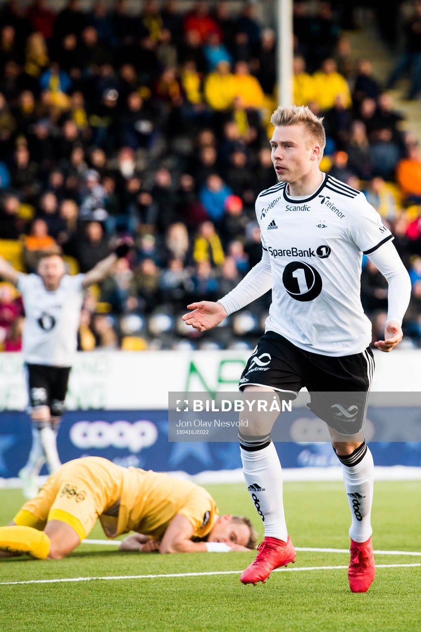 Alexander Toft Søderlund of Rosenborg celebrates the 1-0