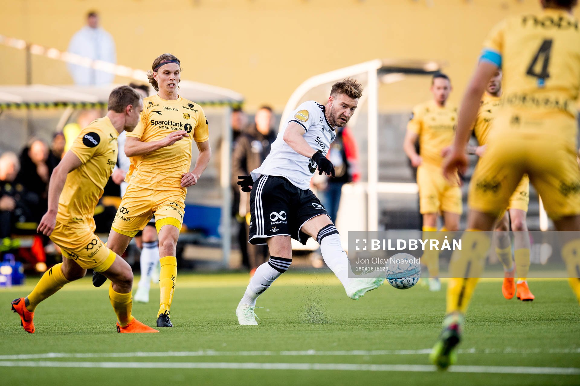 Ulrik Saltnes of Bodø/Glimt and Nicklas Bendtner of