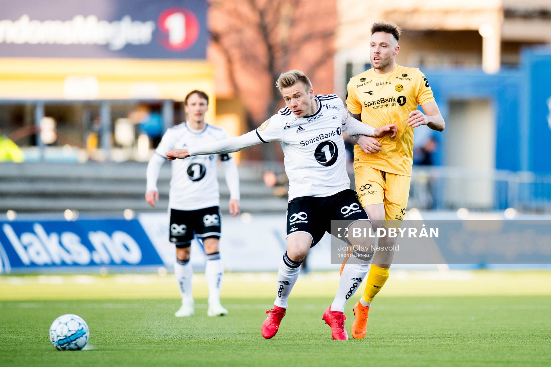Alexander Toft Søderlund of Rosenborg and José Ángel of