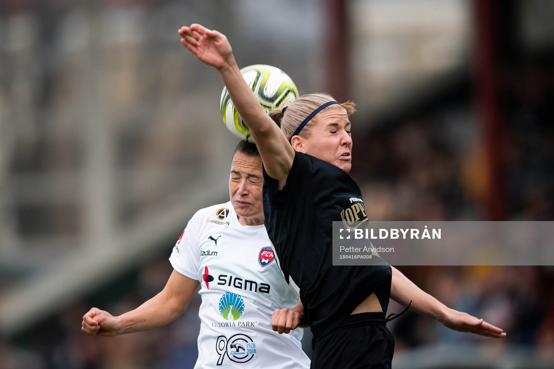 Rosengårds Alexandra Lowe Riley och Göteborgs Olivia