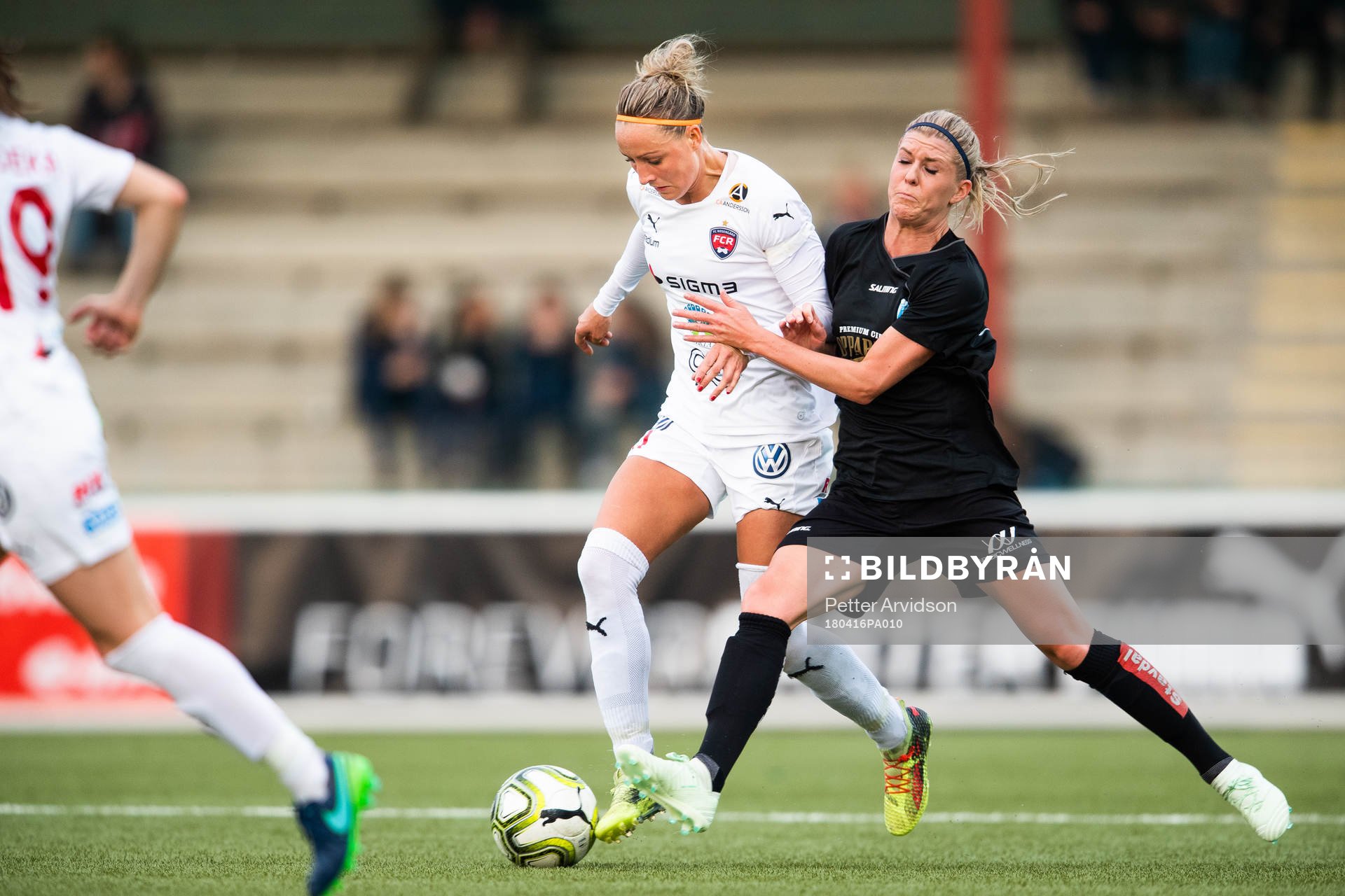 Rosengårds Sanne Troelsgaard Nielsen och Göteborgs Olivia