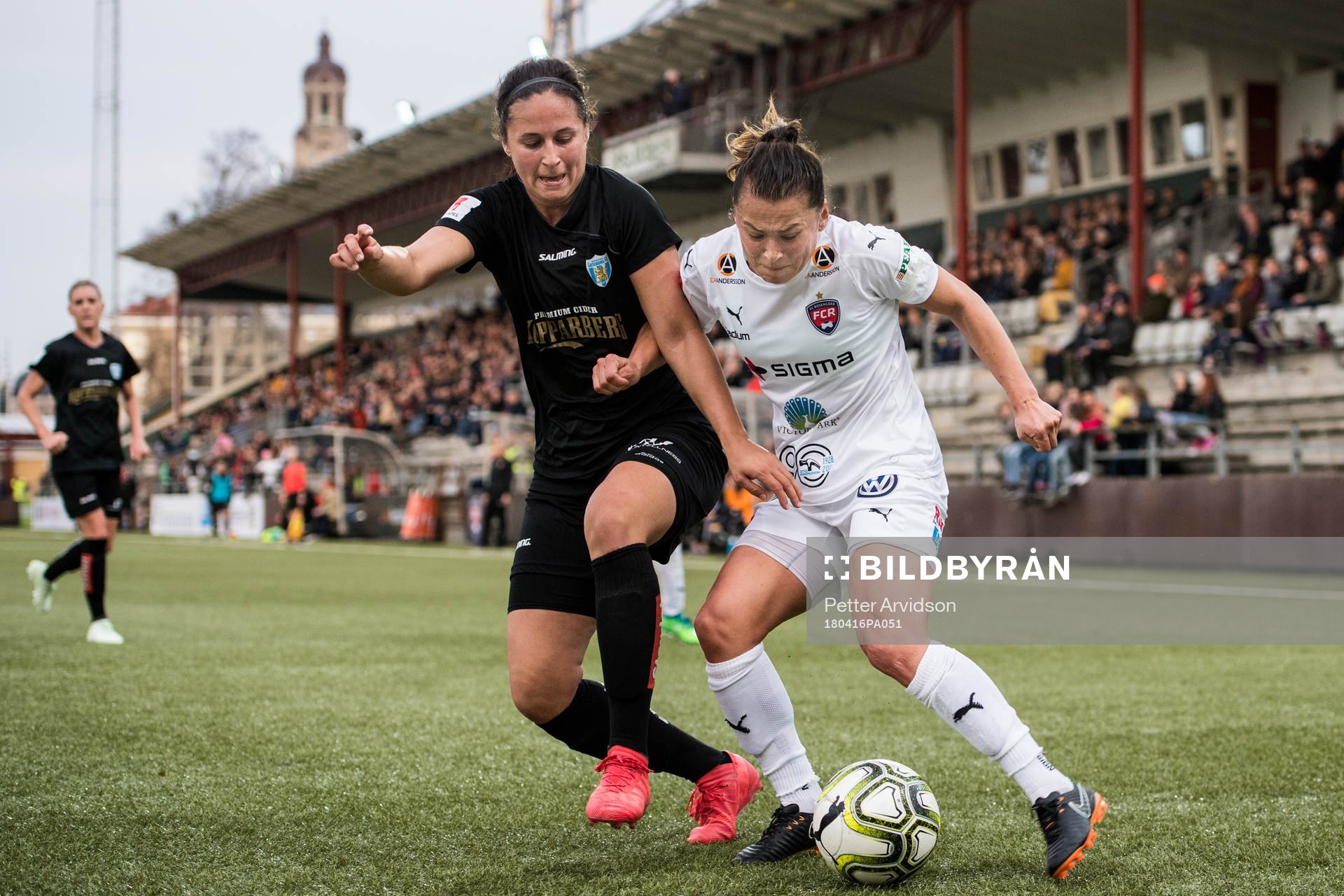 Göteborgs Taylor Leach och Rosengårds Alexandra Lowe Riley