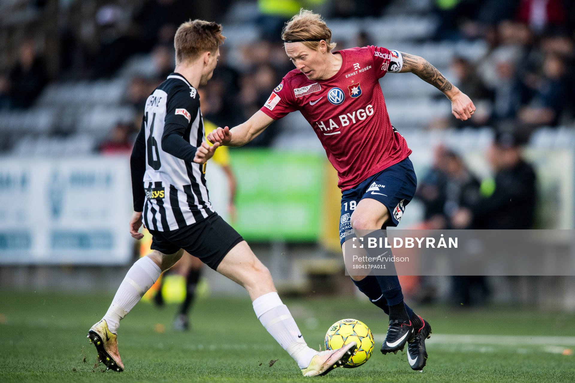 Örgrytes Jacob Ericsson och Landskronas Dennis Olofsson