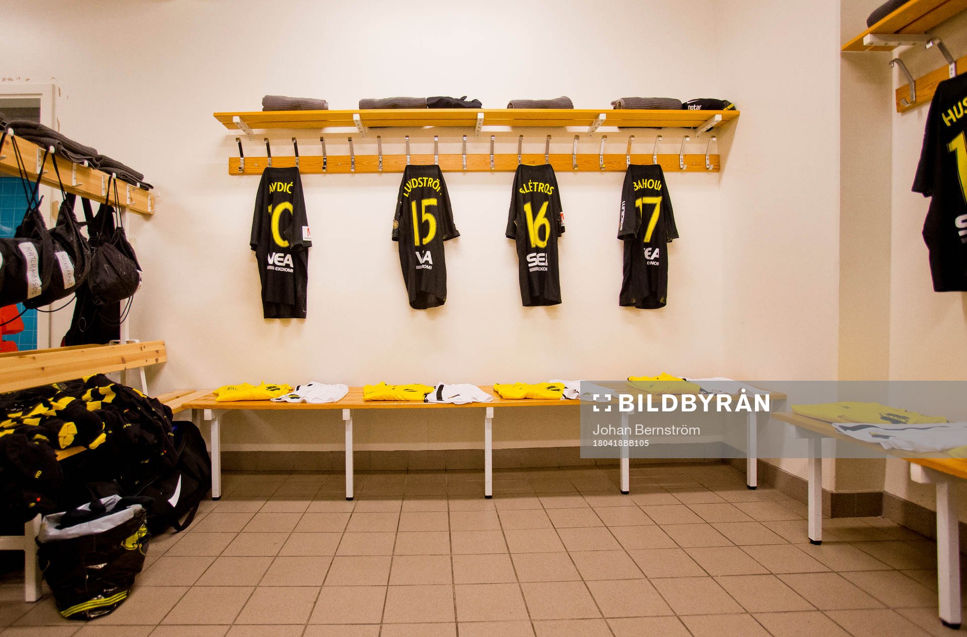 AIK Denni Avdic, Robert Lundström, Anton Salétros och
