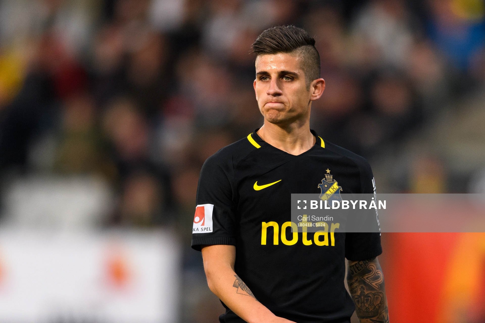 s Nicolas Stefanelli