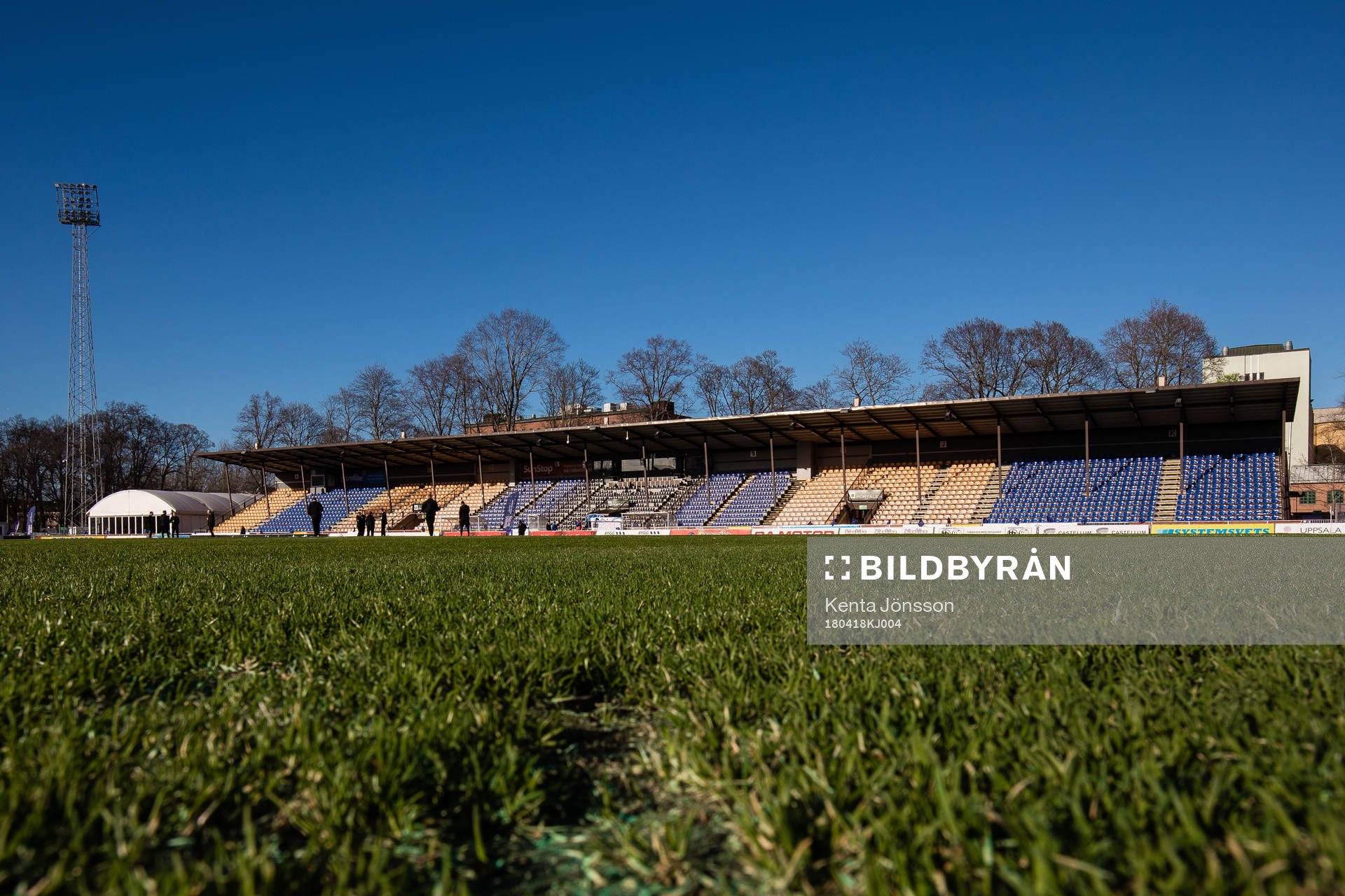 Gräsmattan på Studenternas IP innan fotbollsmatchen i