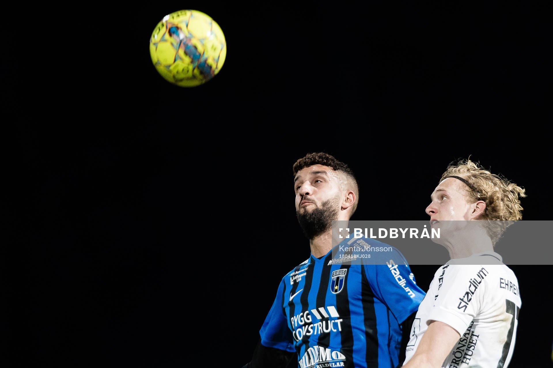 Sirius Omar Eddahri och Häckens Gustav Berggren
