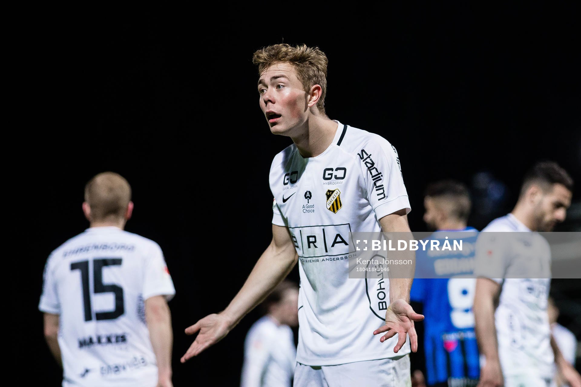 Häckens Joel Andersson reagerar