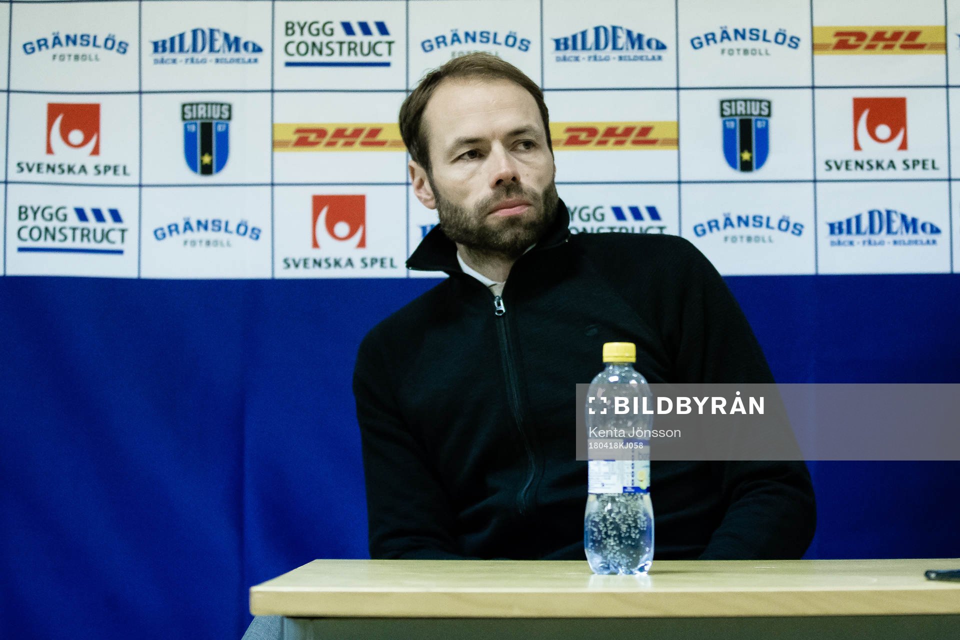 Häckens tränare Andreas Alm på presskonferensen efter fotbollsmatchen i Allsvenskan mellan Sirius och Häcken den 18 April 2018 i Uppsala. 